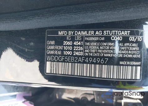 2010 Mercedes-Benz C 300 Luxury/Sport z USA, uszkodzony, nr VIN WDDGF5EB2AF494967